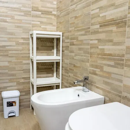 Rodi アパート バーリ